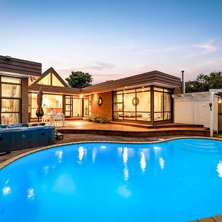 Entire House With Pool, Spa Окленд Экстерьер фото