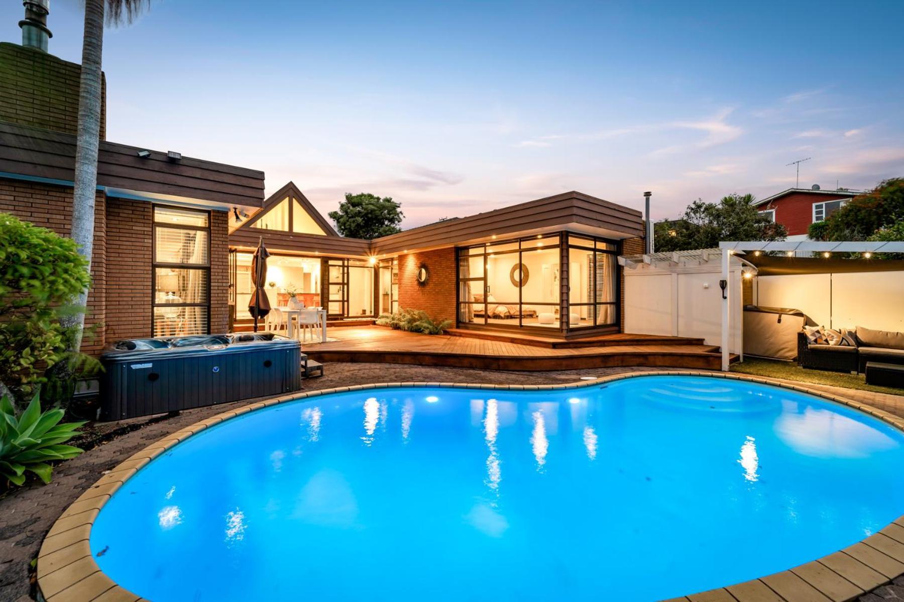 Entire House With Pool, Spa Окленд Экстерьер фото